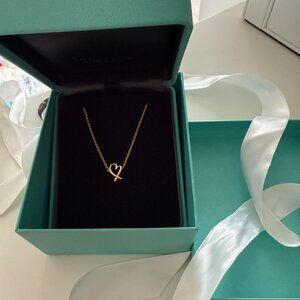 Tiffany & Co. Paloma Picasso® Loving Heart Bracelet — 18K Yellow Gold (6.5″)